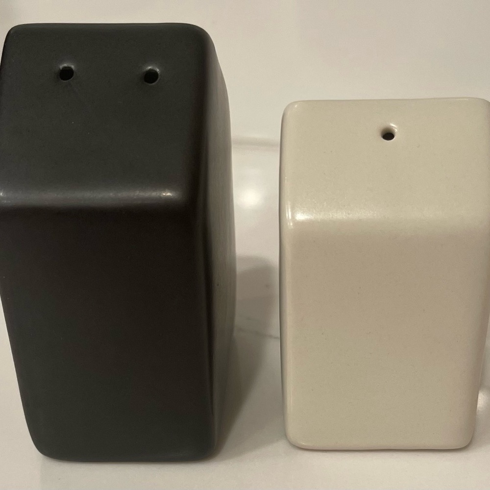 Hearth & Hand Black and White House Shaped Salt and Pepper Shakers - Picture 3 of 3